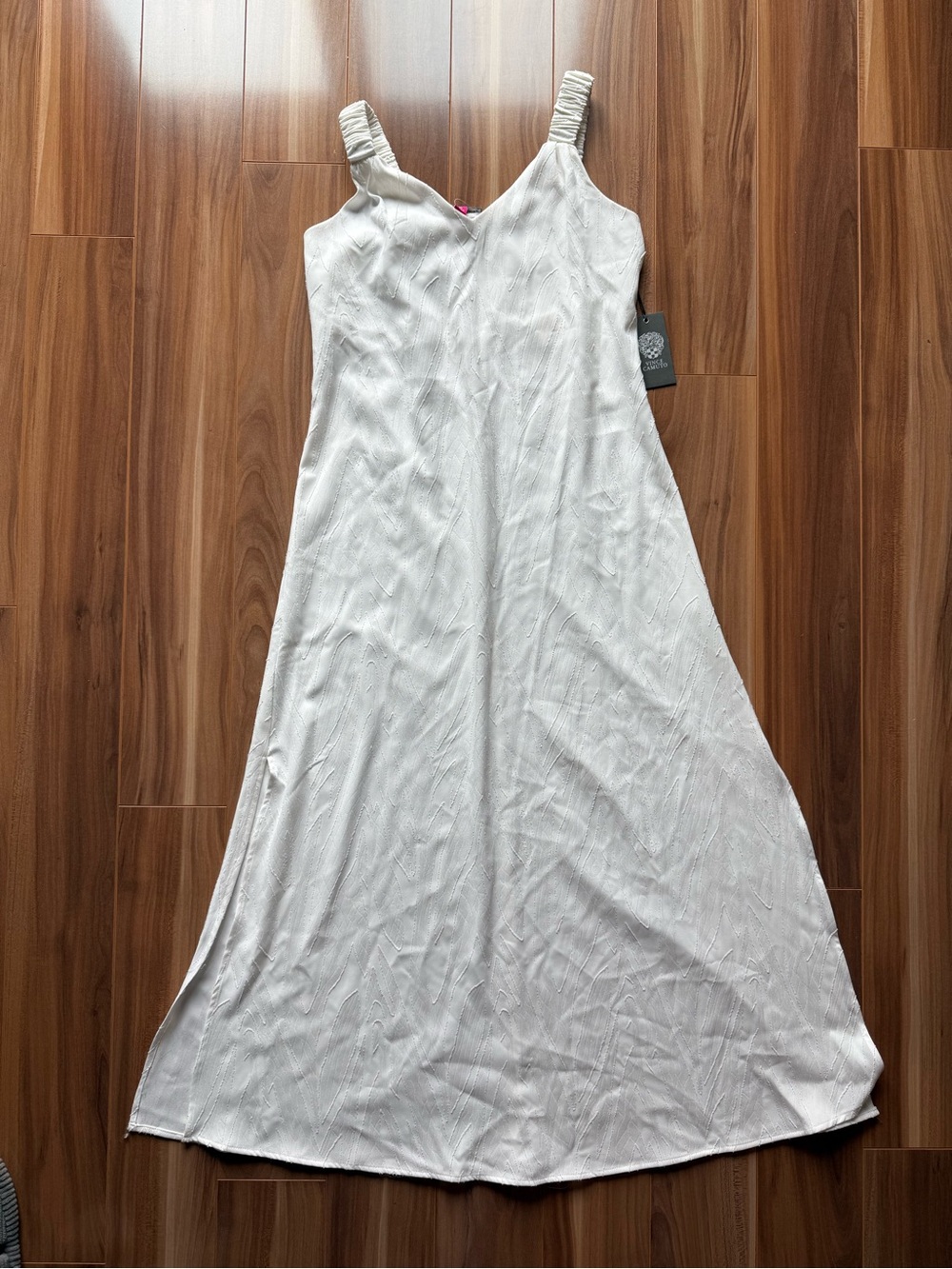 NWT Vince Camuto White Textured Maxi Dress - size XS